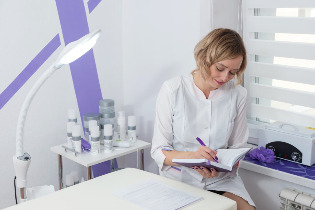 Impostos para clínicas de estética: o que sua empresa precisa saber