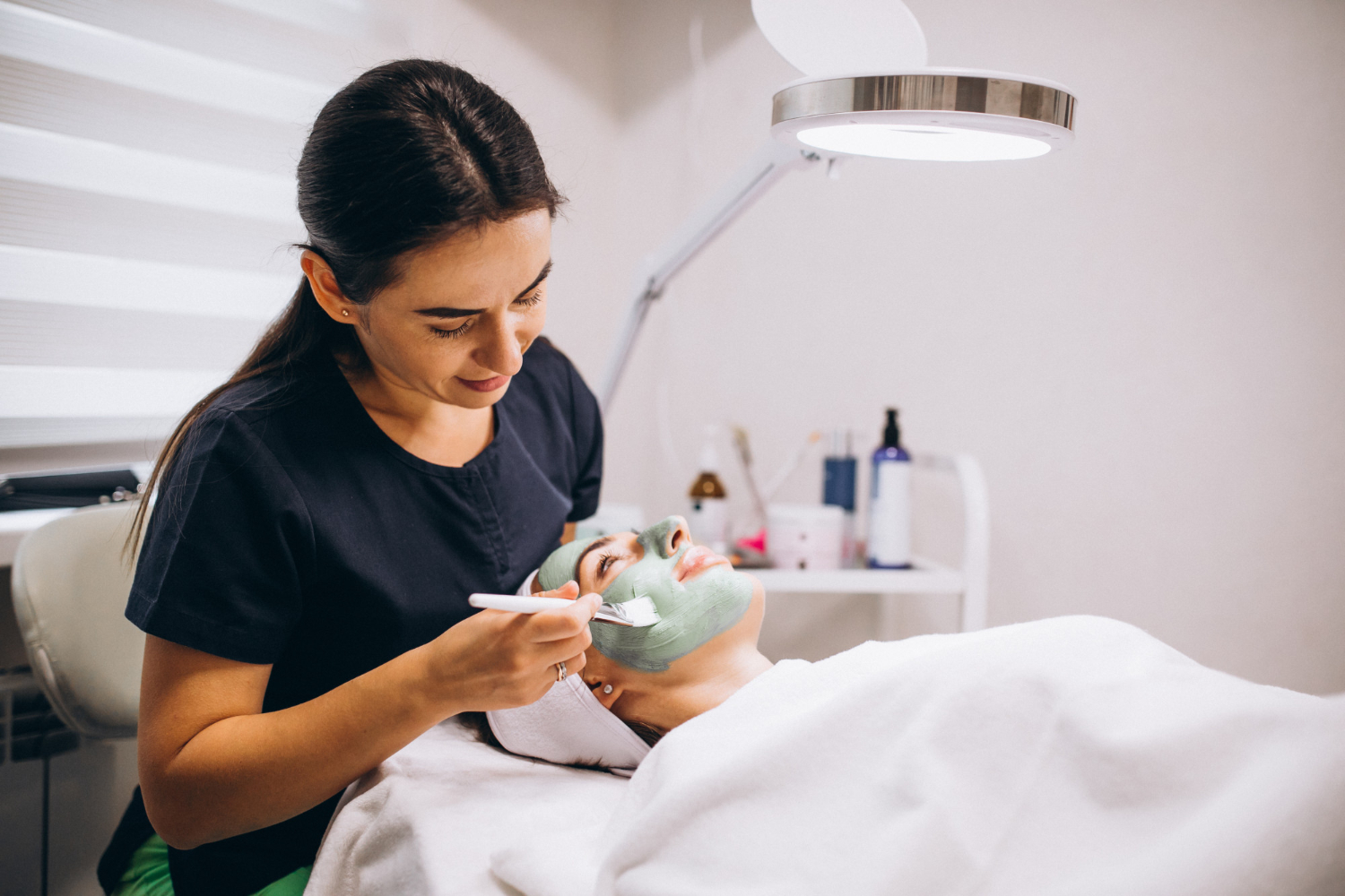 Como abrir clínica de estética em São Paulo com segurança